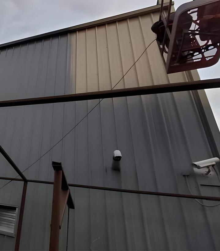 Metal Roof Re-painting Alberta
